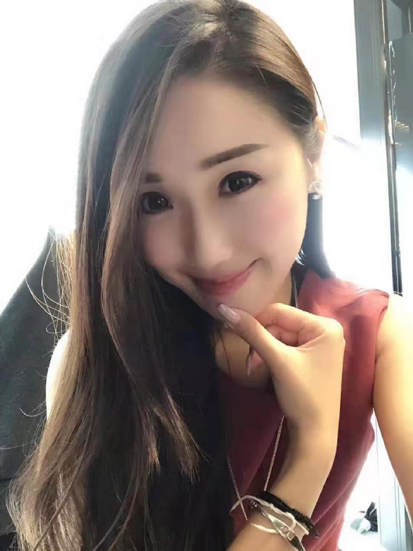 彩蝶的第一张照片--信阳相亲服务中心