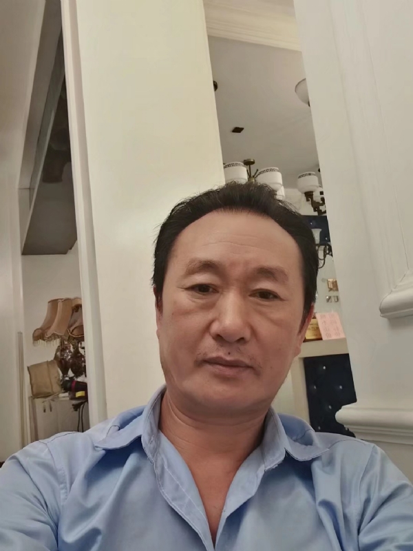 青松的第一张照片--信阳相亲服务中心