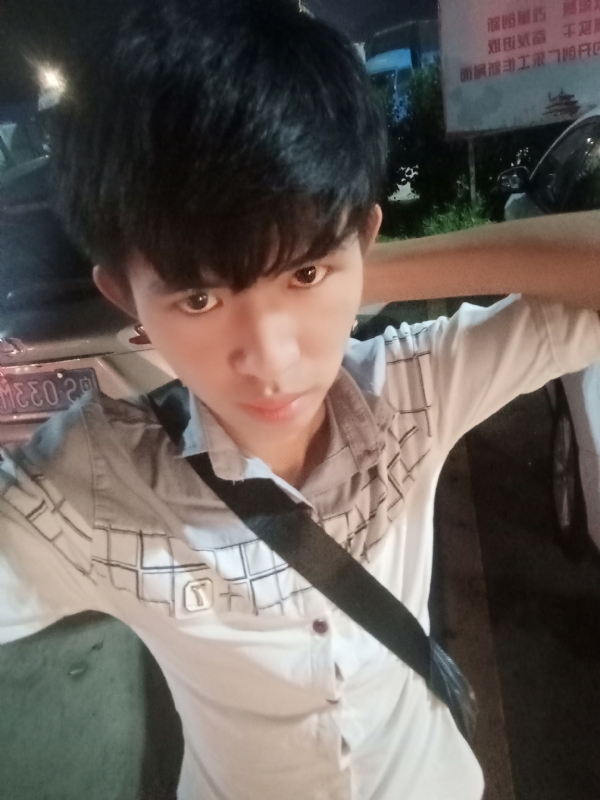 杨哥的第一张照片--信阳相亲服务中心