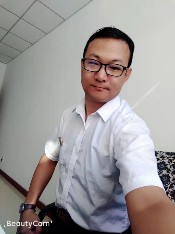 小飞的第一张照片--信阳相亲服务中心