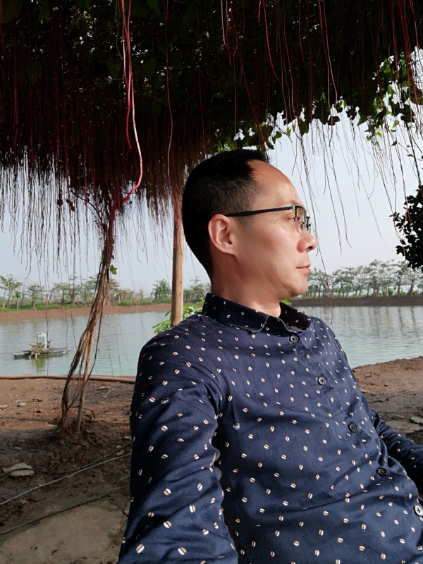 守望烟云的第一张照片--信阳相亲服务中心