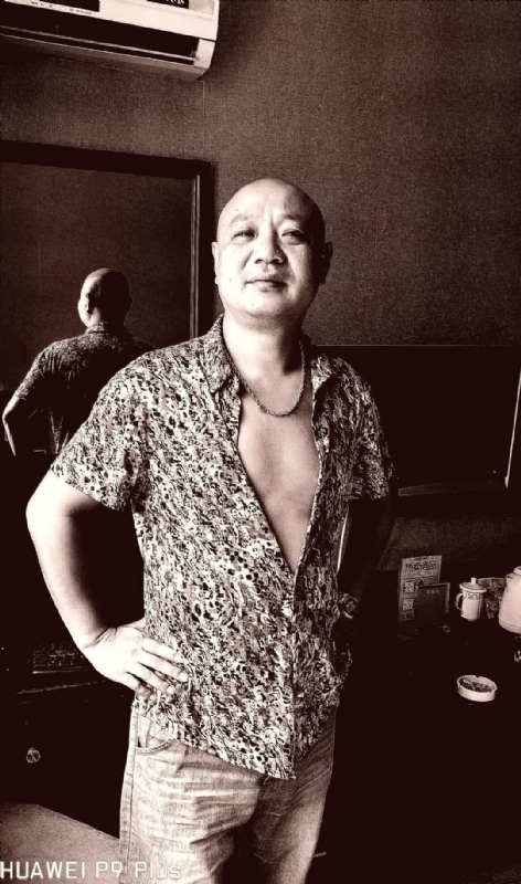 该谁是谁的第一张照片--信阳相亲服务中心