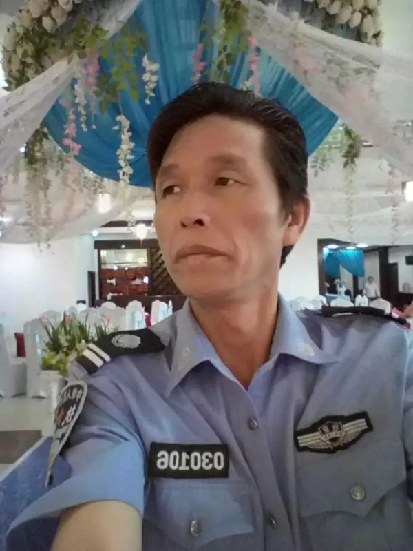 卧窗听雨的第二张照片--信阳相亲服务中心