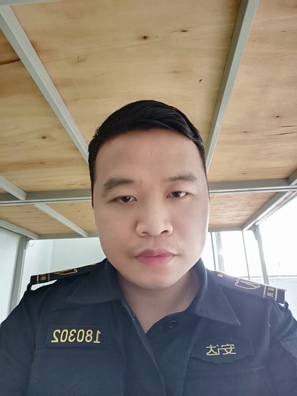 小子的第一张照片--信阳相亲服务中心