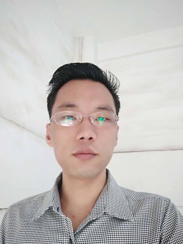 心随意动的第一张照片--信阳相亲服务中心