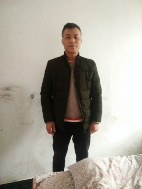 真心换真情的第一张照片--信阳相亲服务中心