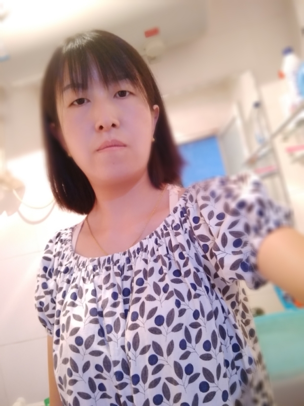 芬儿的第一张照片--信阳相亲服务中心