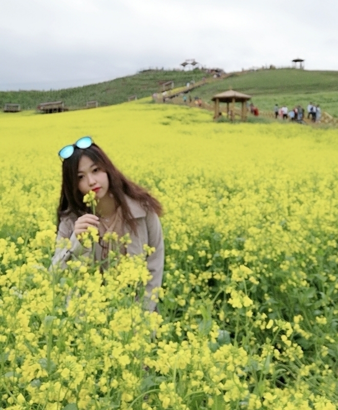 小桃花的第二张照片--信阳相亲服务中心