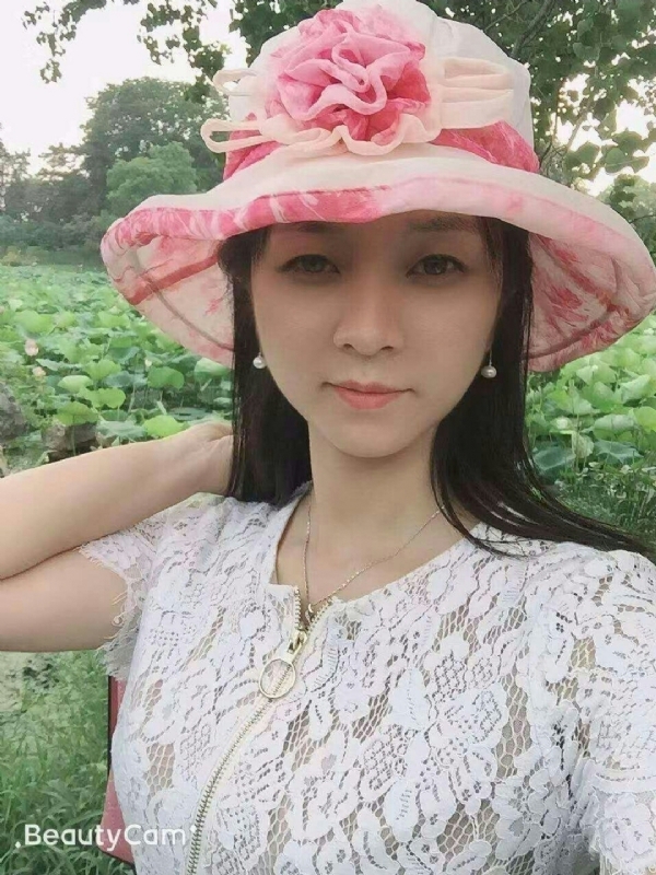 小青菜的第一张照片--信阳相亲服务中心