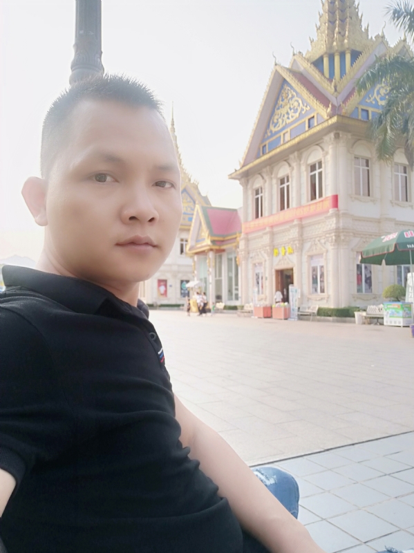 漂泊者的第一张照片--信阳相亲服务中心
