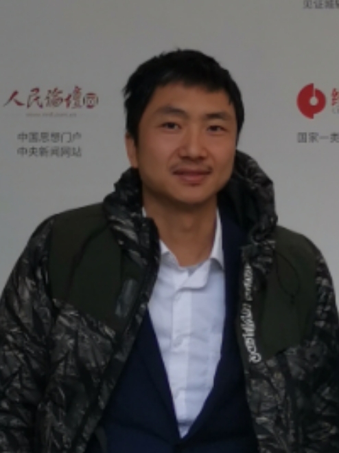 明的第一张照片--信阳相亲服务中心
