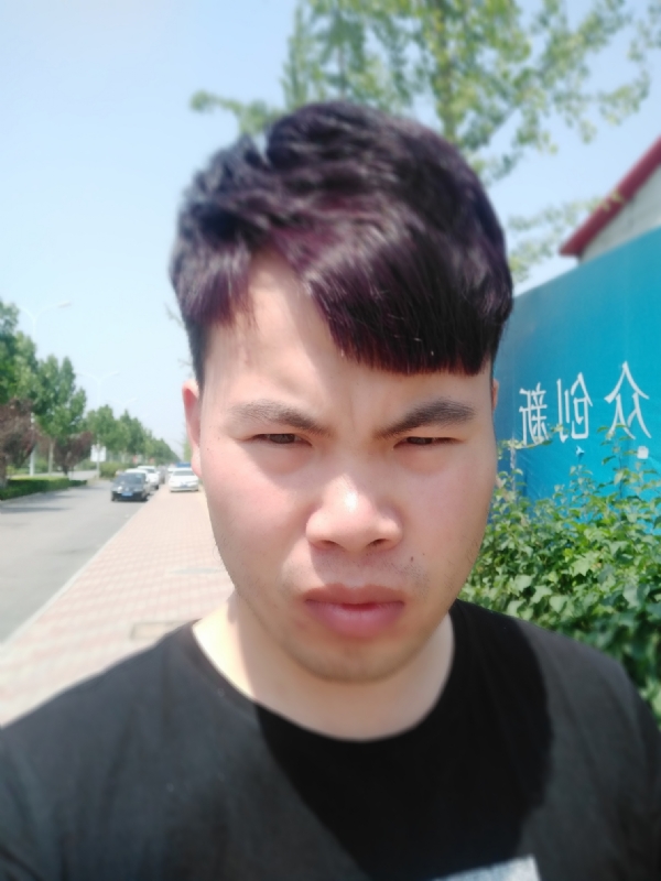 迷迭无情的第一张照片--信阳相亲服务中心