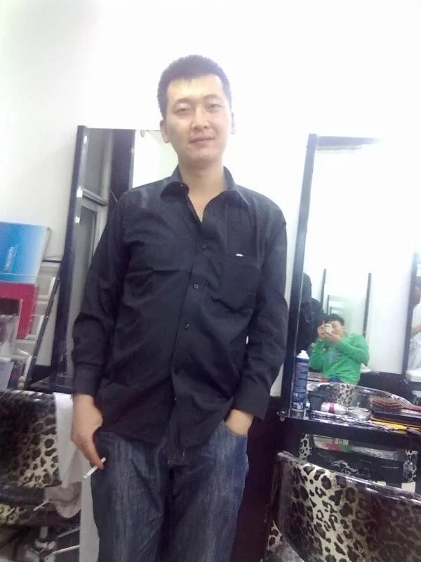 风筝的第一张照片--信阳相亲服务中心