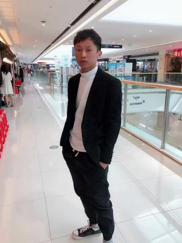 杰的第一张照片--信阳相亲服务中心