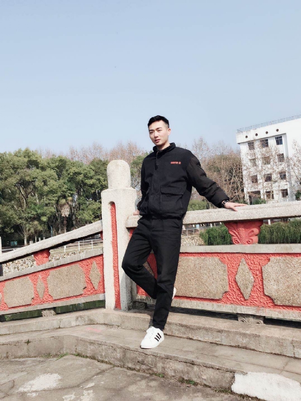 柒玥的第一张照片--信阳相亲服务中心