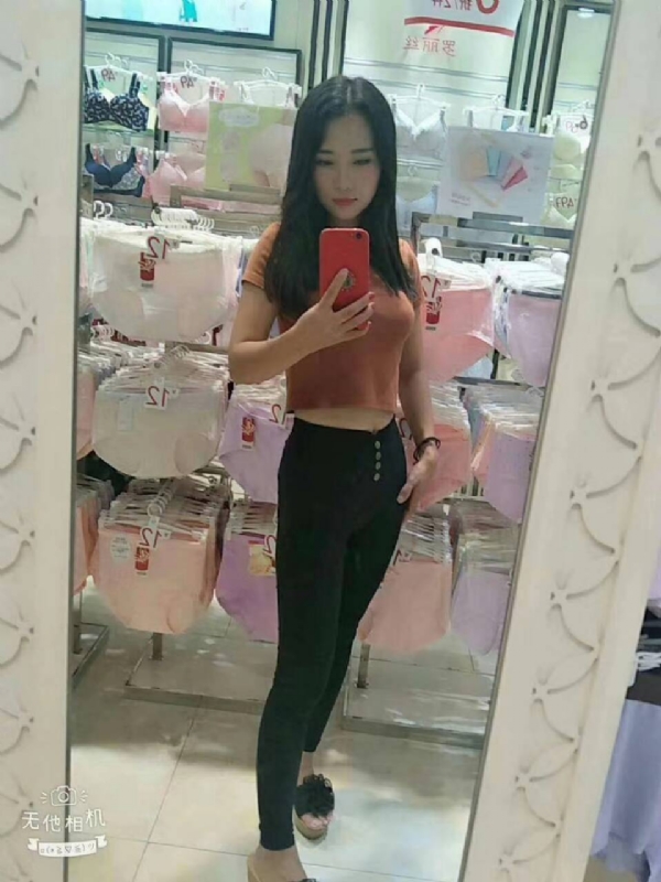 小可爱的第一张照片--信阳相亲服务中心