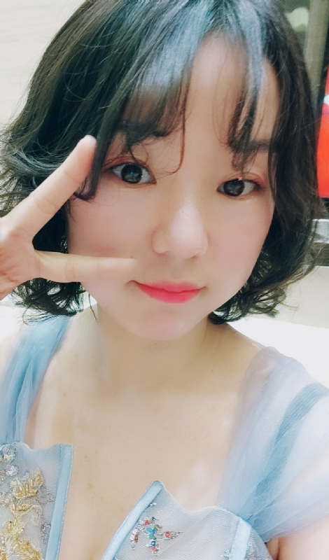 小c猫的第一张照片--信阳相亲服务中心