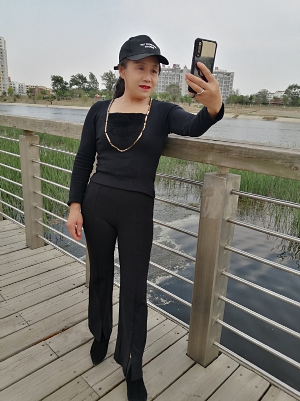 阳光你好的第四张照片--信阳相亲服务中心