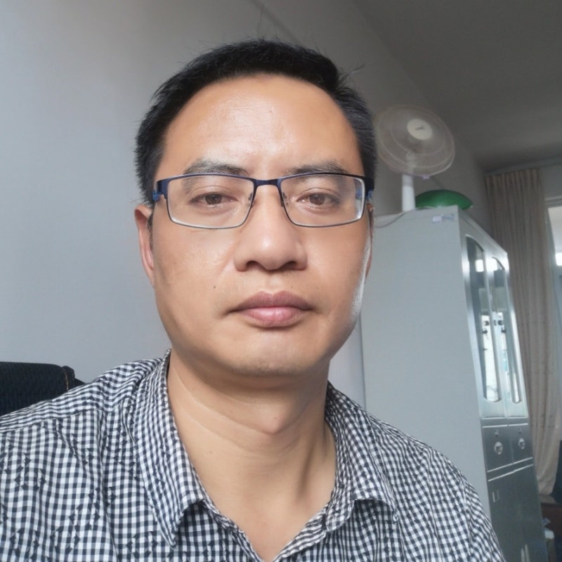 深情久伴的第一张照片--信阳相亲服务中心