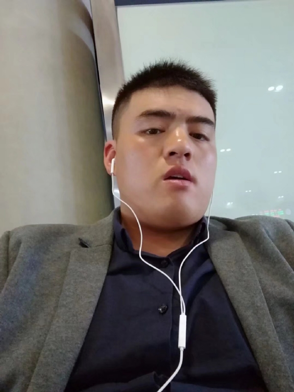 崩沙卡拉卡的第一张照片--信阳相亲服务中心