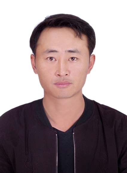 淡漠痕的第一张照片--信阳相亲服务中心
