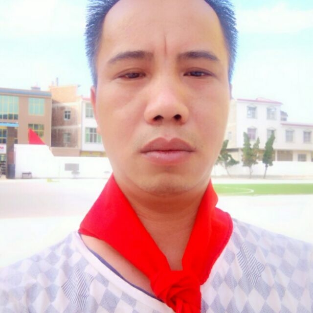 留守男人的第一张照片--信阳相亲服务中心