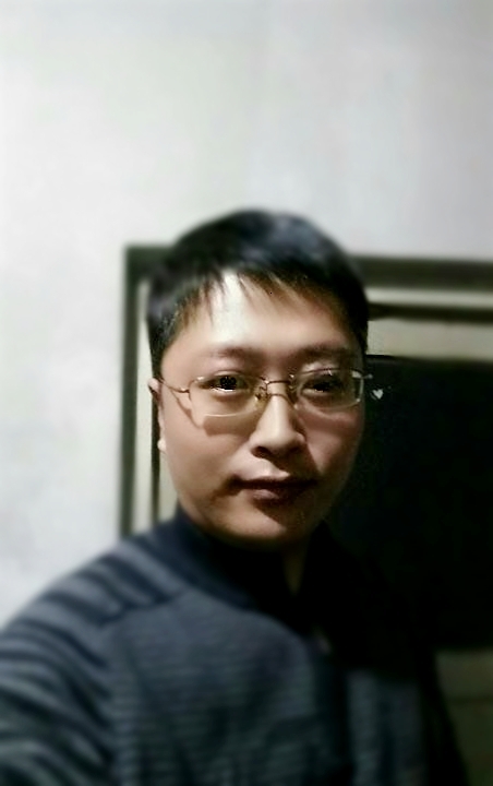 爱人如己的第一张照片--信阳相亲服务中心