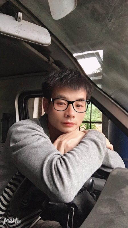 铭记于心的第一张照片--信阳相亲服务中心
