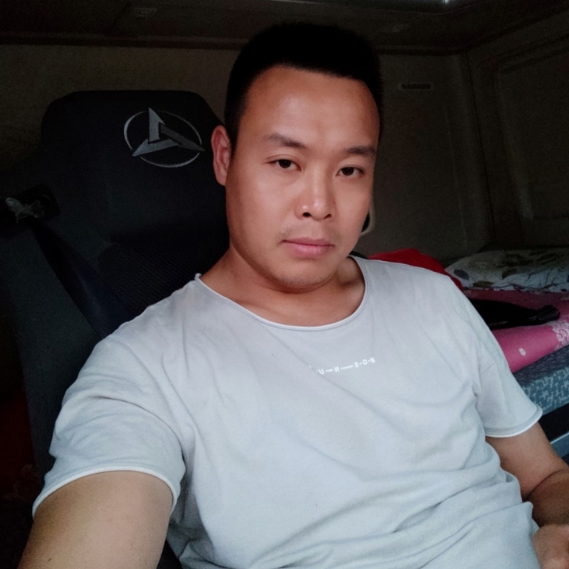 默默的第一张照片--信阳相亲服务中心