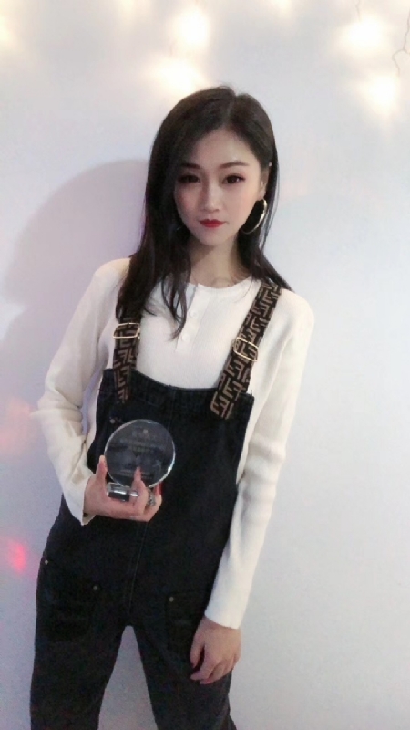 迷人的小璐的第一张照片--信阳相亲服务中心