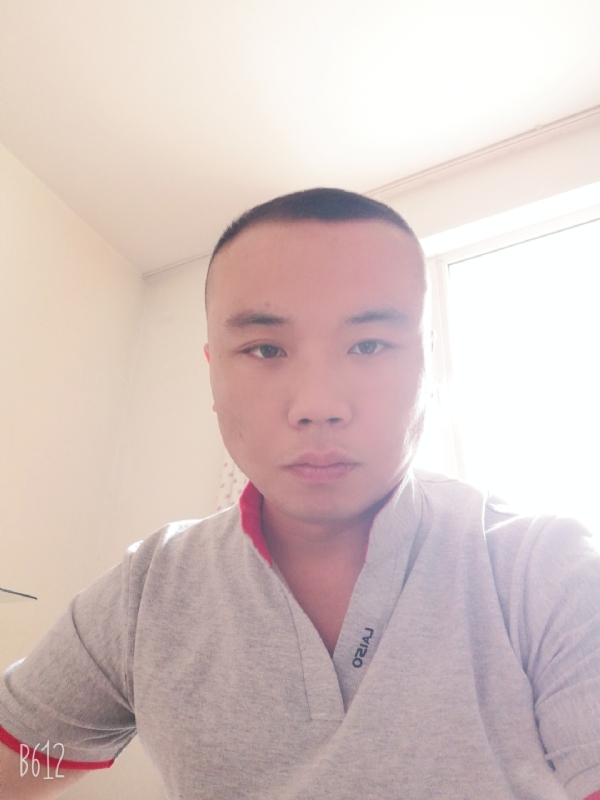 那夜的风的第一张照片--信阳相亲服务中心