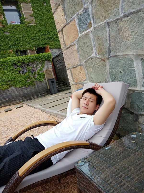 真心寻找另一半的第一张照片--信阳相亲服务中心