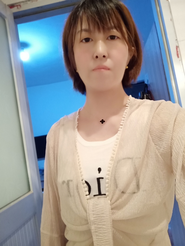 芬儿的第五张照片--信阳相亲服务中心
