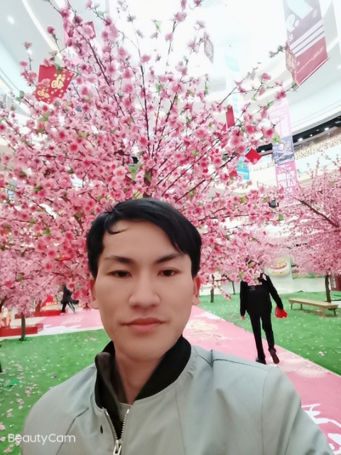 单身一人的第一张照片--信阳相亲服务中心