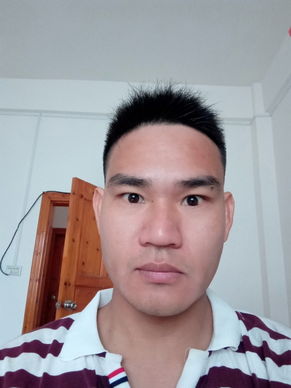 相遇的第一张照片--信阳相亲服务中心