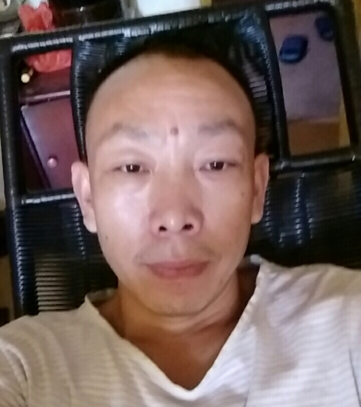 寻爱的第一张照片--信阳相亲服务中心