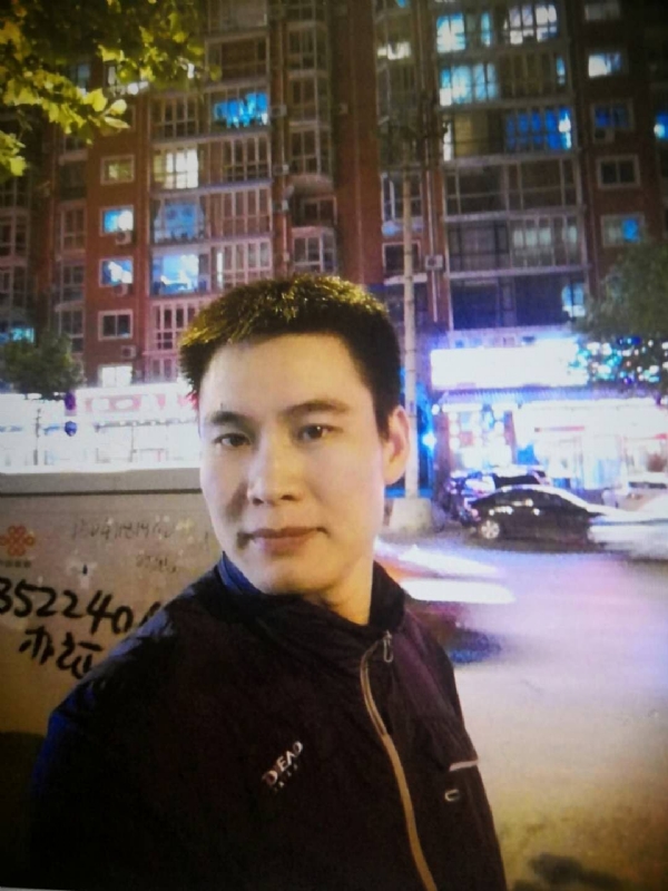 阳光灿烂的第三张照片--信阳相亲服务中心