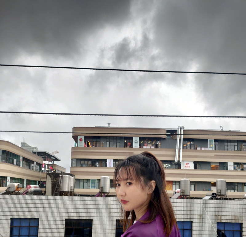 李家小姐的第三张照片--信阳相亲服务中心