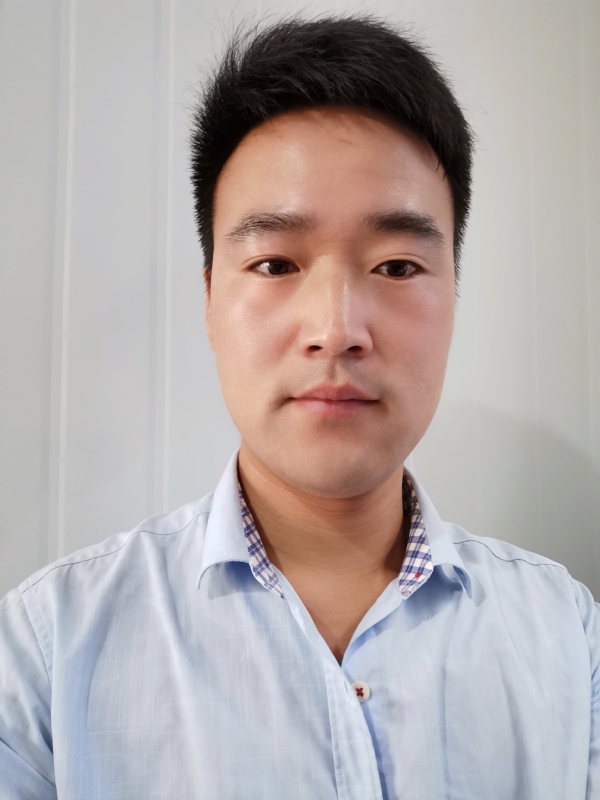 诗和远方的第一张照片--信阳相亲服务中心
