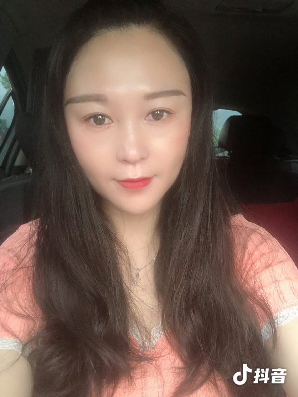 云云的第一张照片--信阳相亲服务中心