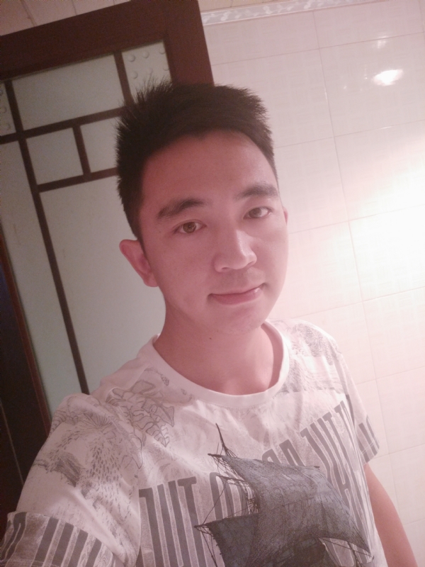 彭亮的第一张照片--信阳相亲服务中心
