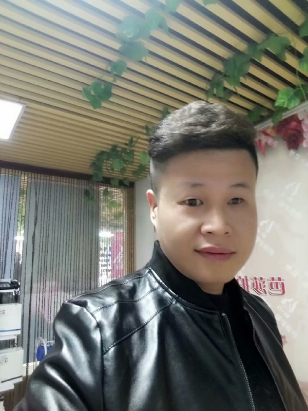 萧郎的第一张照片--信阳相亲服务中心