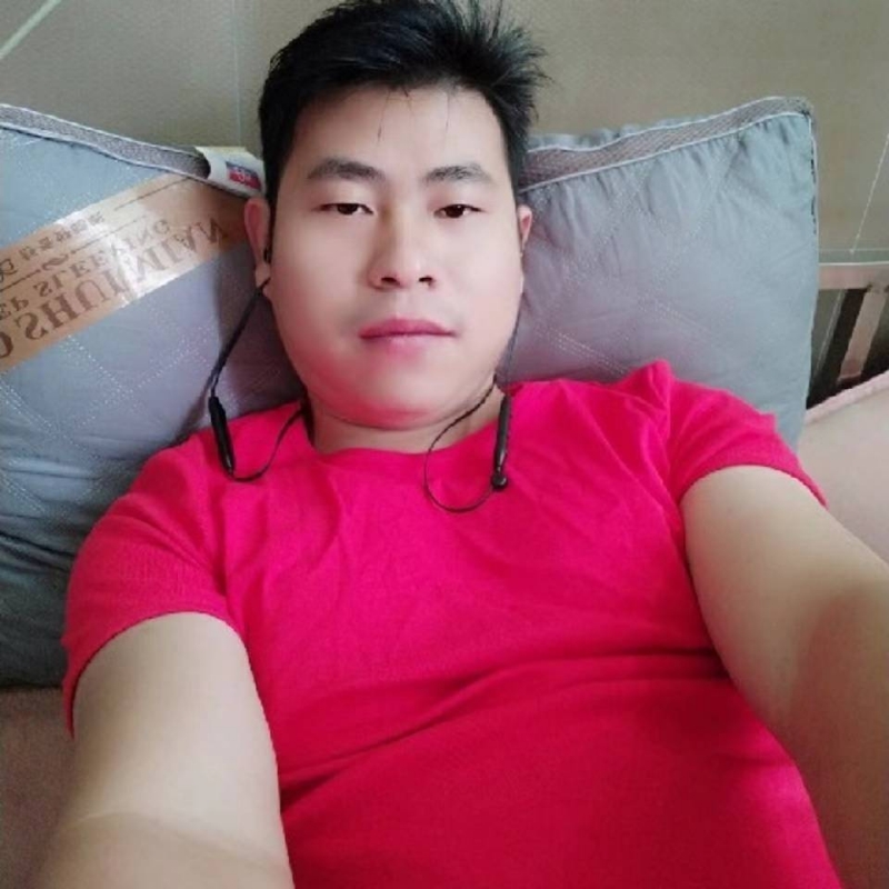 李强的第一张照片--信阳相亲服务中心