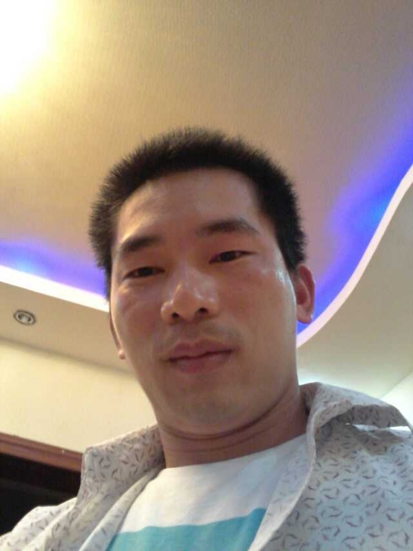你好呀的第一张照片--信阳相亲服务中心