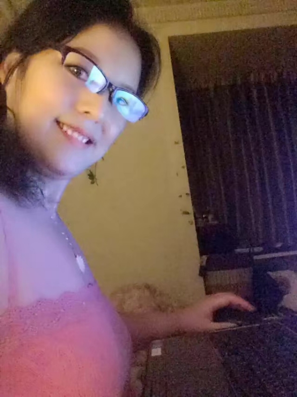 敏是敏姐的第一张照片--信阳相亲服务中心