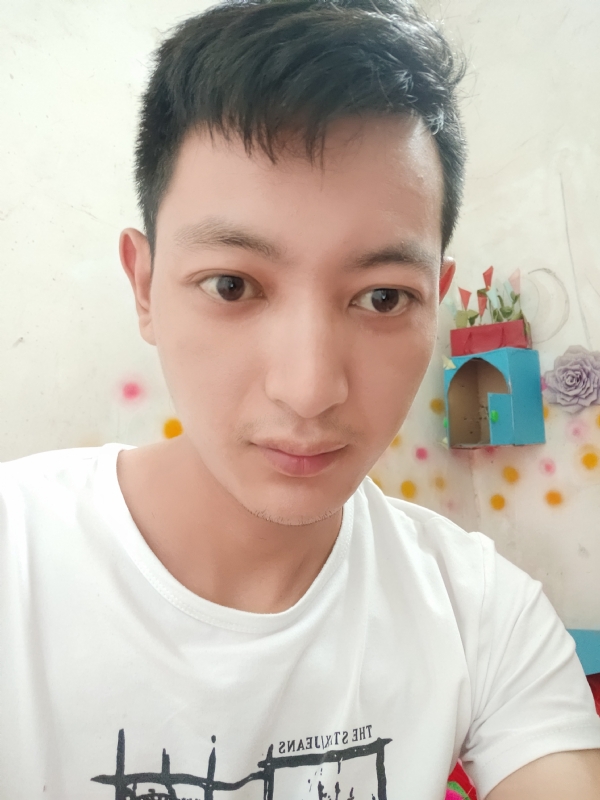 笑对人生的第一张照片--信阳相亲服务中心