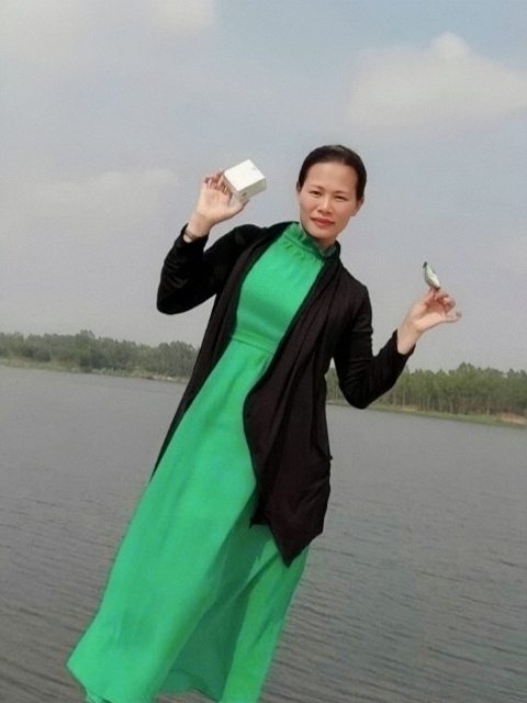 李梅的第三张照片--信阳相亲服务中心