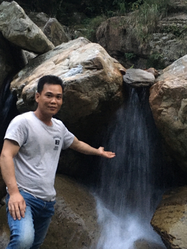 Luang少的第三张照片--信阳相亲服务中心