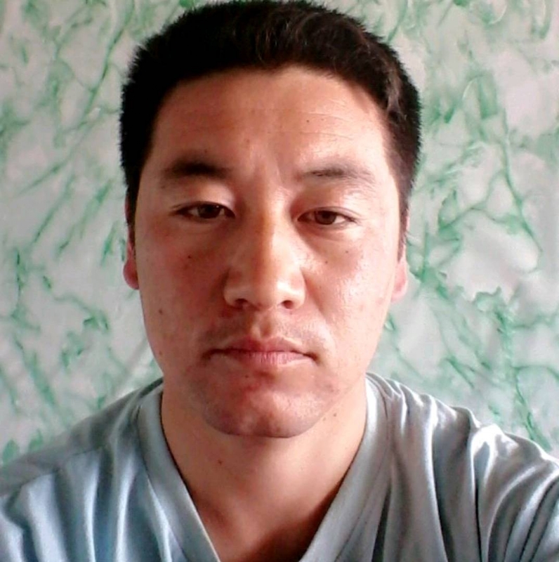 寻找另一半的第三张照片--信阳相亲服务中心