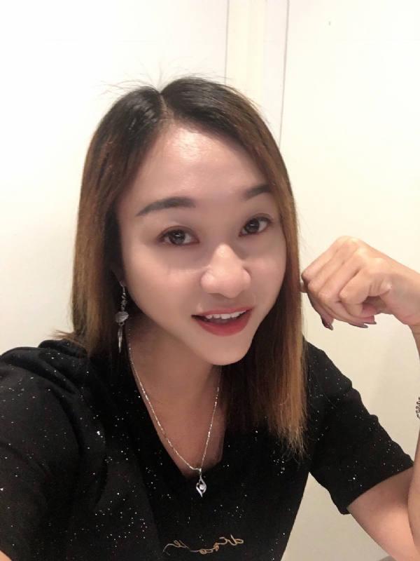 小蜜蜂??的第一张照片--信阳相亲服务中心